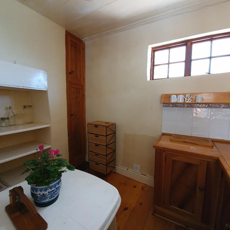 To Let 4 Bedroom Property for Rent in Grahamstown Central Eastern Cape